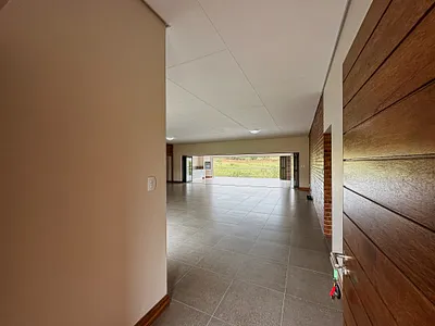 4 Bedroom House For Sale in Nelspruit - uKqb.webp