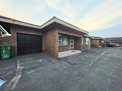 2 Bedroom Townhouse For Sale in Richards Bay - img