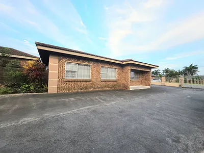 2 Bedroom Townhouse For Sale in Richards Bay - jQll.webp
