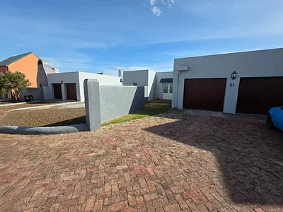 3 Bedroom House For Sale in Bredasdorp - IaNb.webp