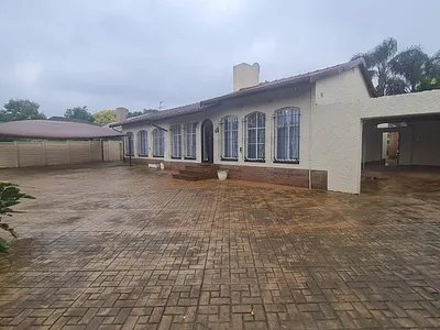 3 Bedroom House To Rent in Germiston - QC4q.webp