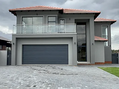5 Bedroom House For Sale in Brakpan - h2hi.webp