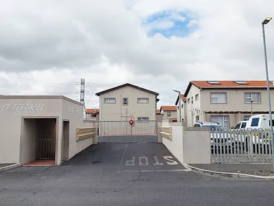2 Bedroom Townhouse For Sale in Eersterivier - Qobk.webp