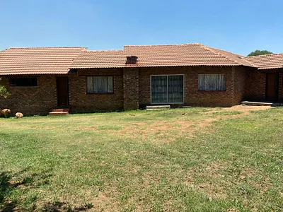 8 Bedroom House For Sale in Vereeniging - ksld.webp