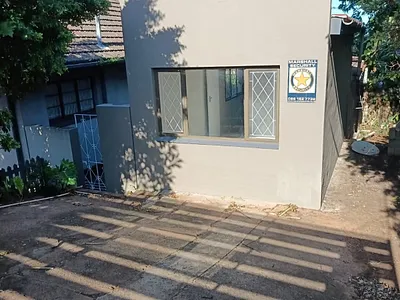 1 Bedroom Apartment To Rent in Durban North - bh5k.webp