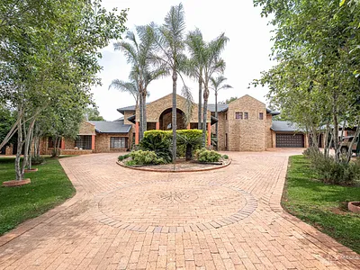 6 Bedroom House For Sale in Centurion - img