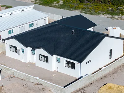 4 Bedroom House For Sale in Agulhas - 6uLs.webp