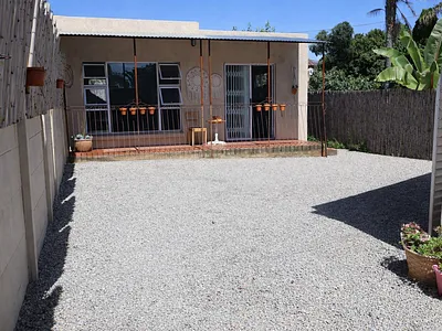 1 Bedroom Apartment To Rent in Roodepoort - img