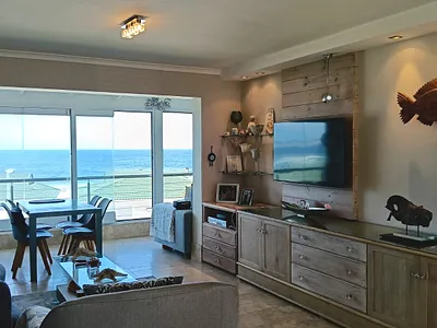 2 Bedroom Apartment To Rent in Hermanus - wkY9.webp