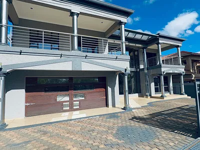 5 Bedroom House For Sale in Brakpan - cPo9.webp