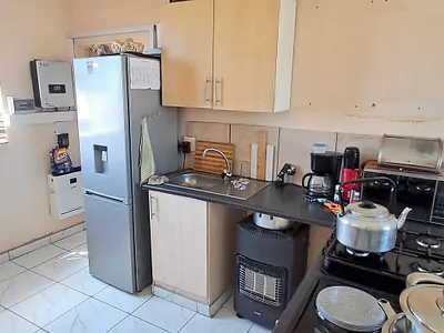 2 Bedroom Apartment For Sale in Newcastle - UGEW.webp