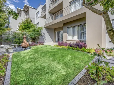 3 Bedroom Apartment For Sale in Sandton - zdOT.webp