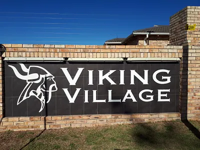 3 Bedroom Townhouse To Rent in Port Elizabeth - EPjk.webp