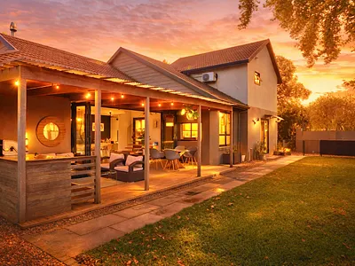 3 Bedroom Townhouse For Sale in Hillcrest - LfWk.webp