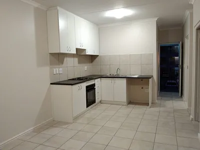 2 Bedroom Apartment To Rent in Kraaifontein - VtbU.webp