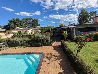 4 Bedroom House For Sale in Nigel - ijKE.webp