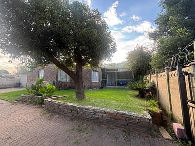 2 Bedroom House For Sale in Witbank - FeRi.webp