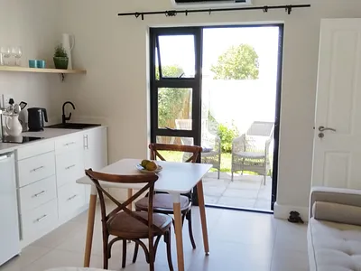 Apartment To Rent in Somerset West - p4cS.webp