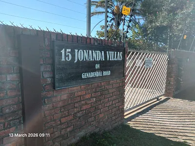 3 Bedroom Townhouse To Rent in Port Elizabeth - GZbE.webp