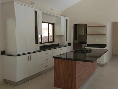 2 Bedroom House To Rent in Hillcrest - Mul3.webp