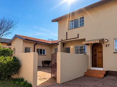 4 Bedroom House To Rent in Roodepoort - img