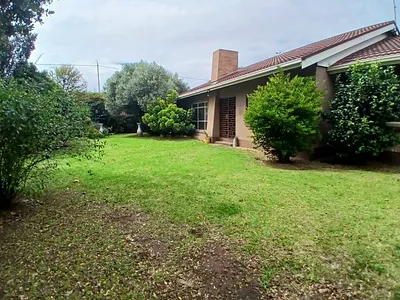 4 Bedroom House For Sale in Springs - 6df8.webp