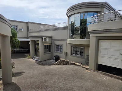5 Bedroom House For Sale in Durban - img