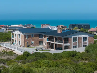 12 Bedroom House For Sale in Agulhas - 2p7N.webp