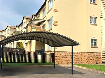 2 Bedroom Apartment For Sale in Witbank - X60q.webp