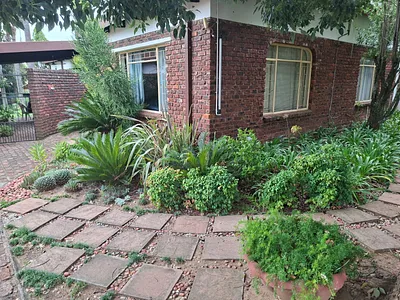 3 Bedroom House For Sale in Newcastle - vhax.webp