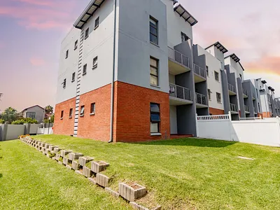 2 Bedroom Apartment For Sale in Midrand - BoGU.webp