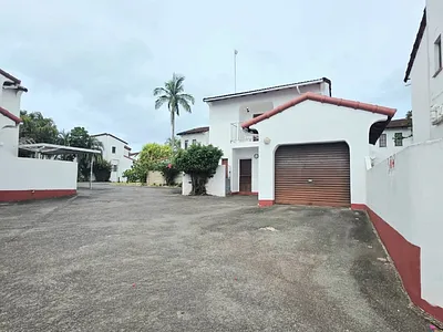 3 Bedroom Townhouse For Sale in Richards Bay - V1UZ.webp