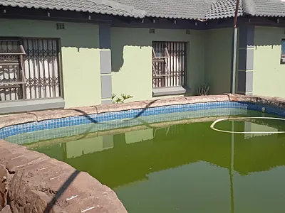 4 Bedroom House For Sale in Witbank - uEtJ.webp