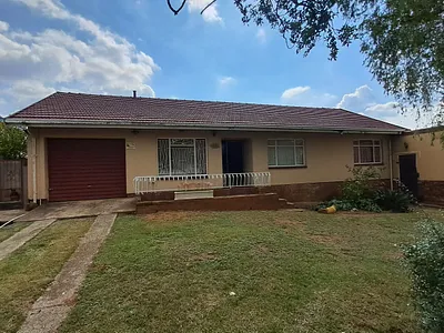 3 Bedroom House For Sale in Nigel - uFWd.webp