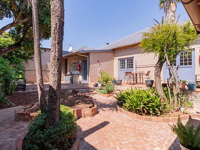 3 Bedroom House For Sale in Johannesburg - SVXC.webp