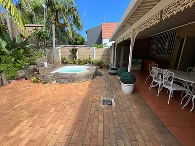 3 Bedroom House For Sale in Umhlanga - YU48.webp