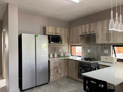 3 Bedroom Townhouse For Sale in Witbank - 8Ssk.webp