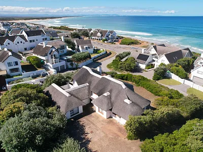 7 Bedroom House To Rent in St Francis Bay - Nnsr.webp