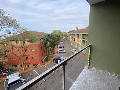 3 Bedroom Apartment For Sale in Durban - img