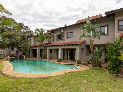 4 Bedroom House For Sale in Umhlanga - 1qXa.webp