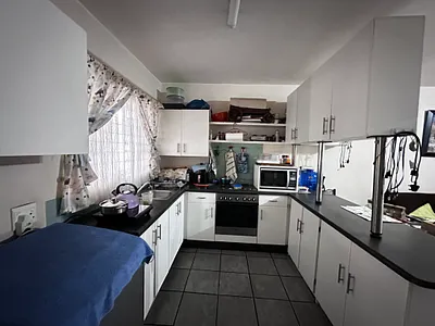 2 Bedroom Apartment For Sale in Brakpan - A0Zg.webp
