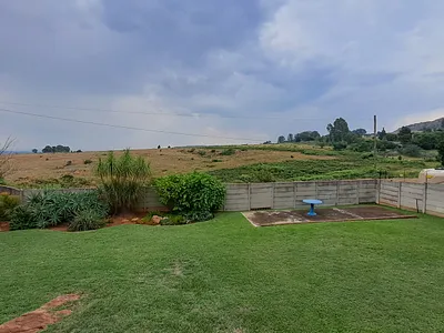 4 Bedroom House For Sale in Heidelberg - A4q8.webp