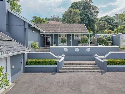 4 Bedroom House For Sale in Pietermaritzburg - bHx5.webp