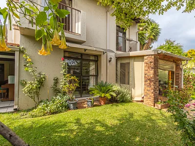 3 Bedroom Apartment For Sale in Sandton - vJu7.webp