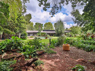 5 Bedroom House For Sale in Meyerton - 4HWH.webp