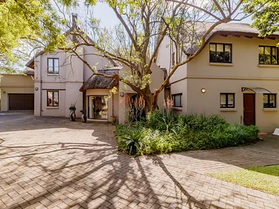 4 Bedroom Townhouse For Sale in Midrand - KmOV.webp