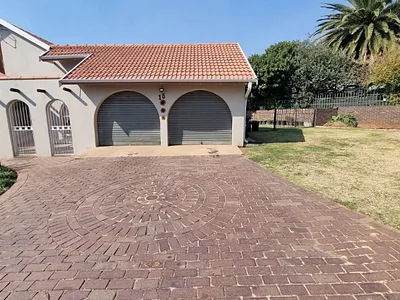 3 Bedroom House For Sale in Kempton Park - img