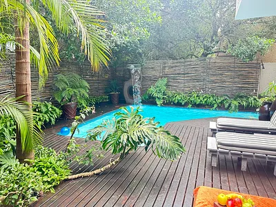 4 Bedroom House For Sale in Wilderness - OfWf.webp