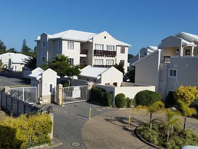 2 Bedroom Apartment To Rent in East London - img