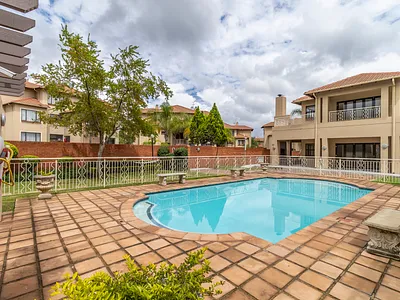 2 Bedroom Apartment For Sale in Sandton - cj36.webp